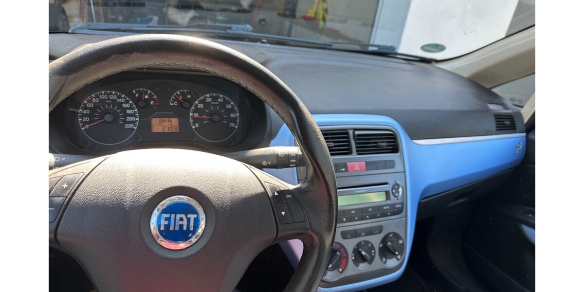 Fiat Grande Punto 120.000 km 3.300 &euro; Brühl 50321