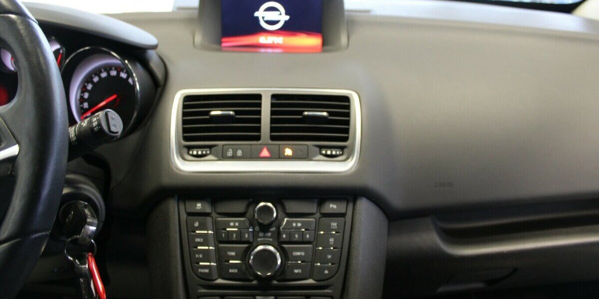 Opel Meriva 1.4 Innovation 98.650 km 7.480 &euro; Euskirchen 53881