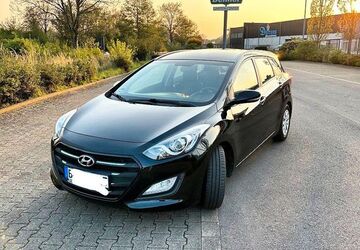 Hyundai i30 200.326 km 5.000 &euro; Frechen 50226