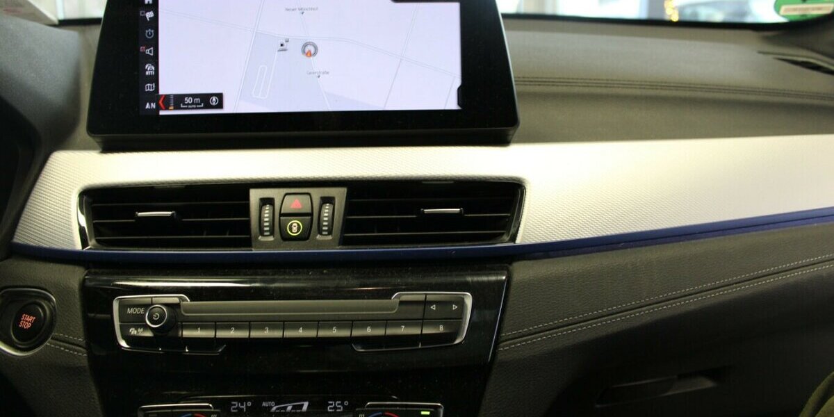 BMW X1 xDrive25e - M Sport - Leder - Panorama - 77.330 km 27.980 &euro; Euskirchen 53881