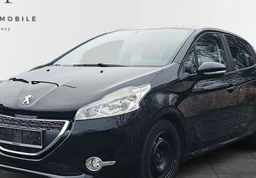 Peugeot 208 128.530 km 6.500 &euro; Troisdorf 53840