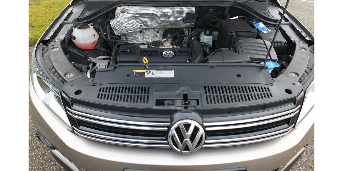 VW Tiguan CUP SPORTSTYLE BMT NAVI PARKPILOT TEMPOMAT 87.859 km 12.704 &euro; Köln 50858