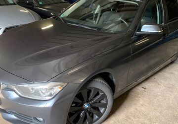BMW 320 163.817 km 12.555 &euro; Köln 50933