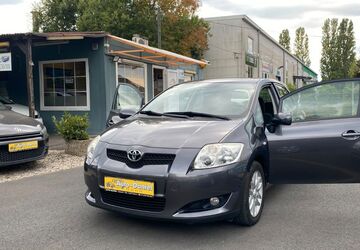 Toyota Auris 160.000 km 4.500 &euro; Bonn 53227