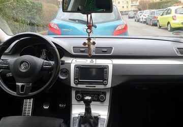 VW CC 190.000 km 5.000 &euro; Köln 50939