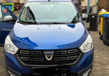 Dacia Lodgy 34.000 km 14.900 &euro; Königsfeld 53426