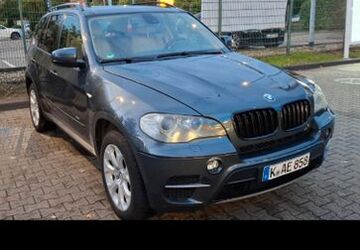 BMW X5 282.000 km 9.850 &euro; Köln 51065
