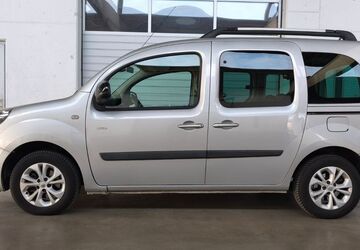Renault Kangoo 152.100 km 8.500 &euro; Brühl 50321