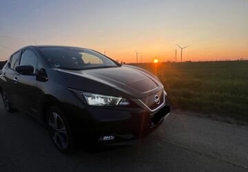 Nissan Leaf 40.000 km 15.500 &euro; Euskirchen 53881