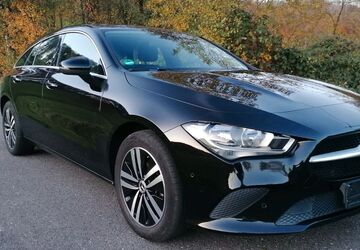 Mercedes-Benz CLA 180 Shooting Brake 99.756 km 17.699 &euro; Rösrath 51503