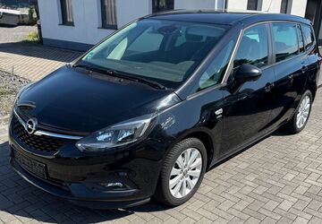 Opel Zafira Tourer 181.624 km 7.699 &euro; Remagen 53424