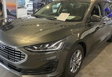 Ford Focus 5.611 km 28.990 &euro; Hennef (Sieg) 53773