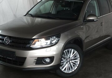VW Tiguan CUP SPORTSTYLE BMT NAVI PARKPILOT TEMPOMAT 87.859 km 12.500 &euro; Köln 50858