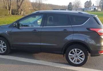Ford Kuga 79.365 km 14.500 &euro; Köln 50996