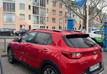 Kia Stonic 48.000 km 13.500 &euro; Köln 51107