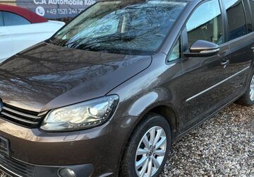 VW Touran 223.000 km 7.990 &euro; Köln 51061