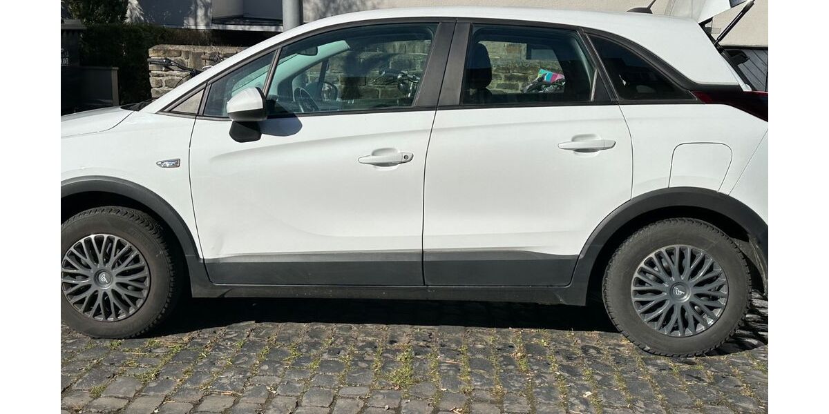 Opel Crossland (X) 34.000 km 12.900 &euro; Köln 50937