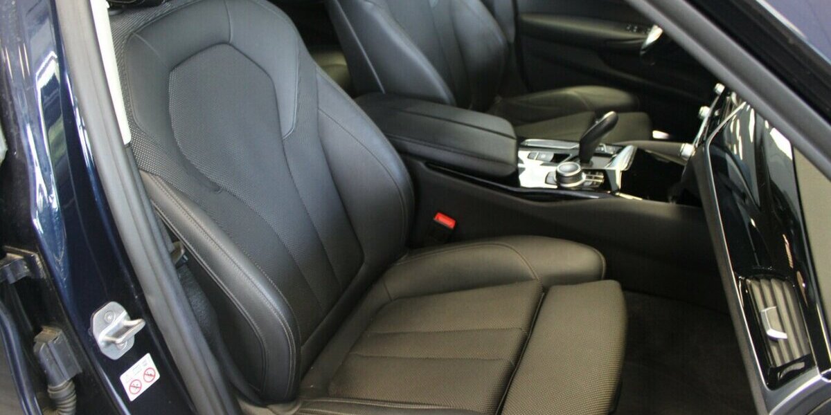 BMW 530D xDrive Touring Aut. Sport Line 129.563 km 26.980 &euro; Euskirchen 53881