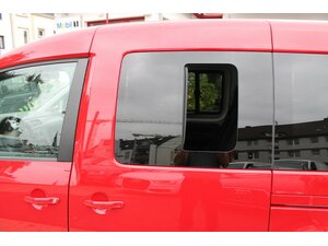 VW Caddy 2,0 Tdi 5-Sitzer 1.Hand NAVI Scheckheft gepf 296.000 km 7.940 &euro; Bonn 53225