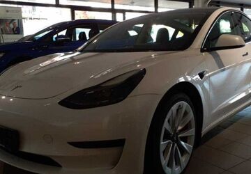 Tesla Model 3 52.188 km 25.800 &euro; Eitorf 53783