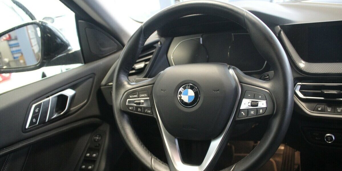 BMW 218 218i Gran Coupe Sport Line 84.315 km 19.980 &euro; Euskirchen 53881
