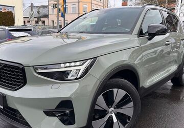Volvo XC40 43.411 km 29.555 &euro; Siegburg 53721