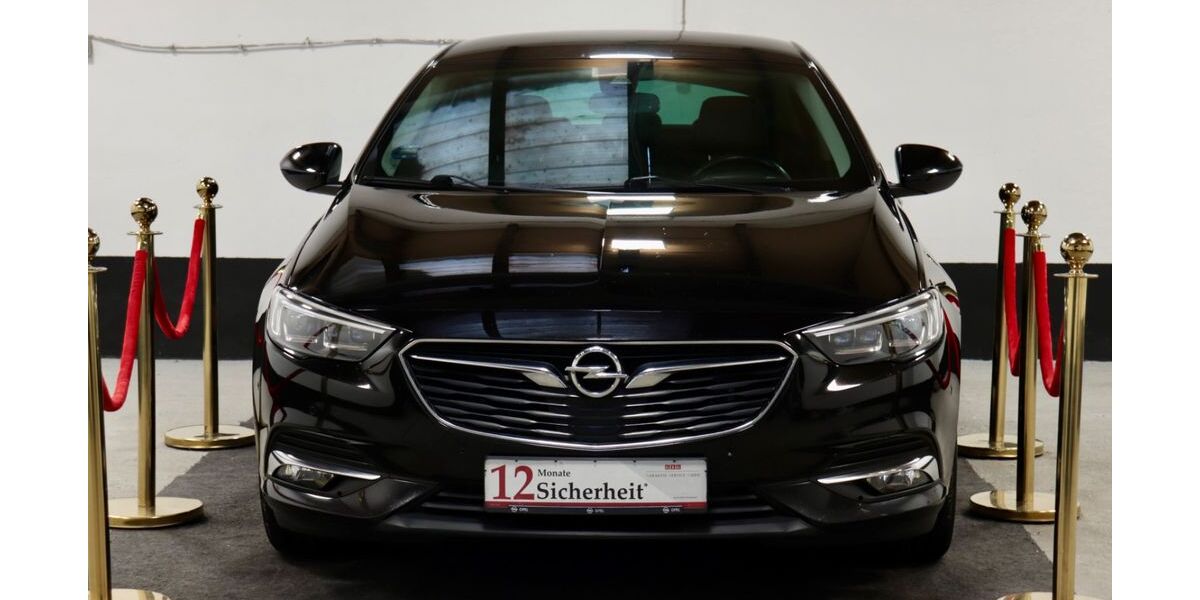 Opel Insignia 185.000 km 12.900 &euro; Bornheim 53332
