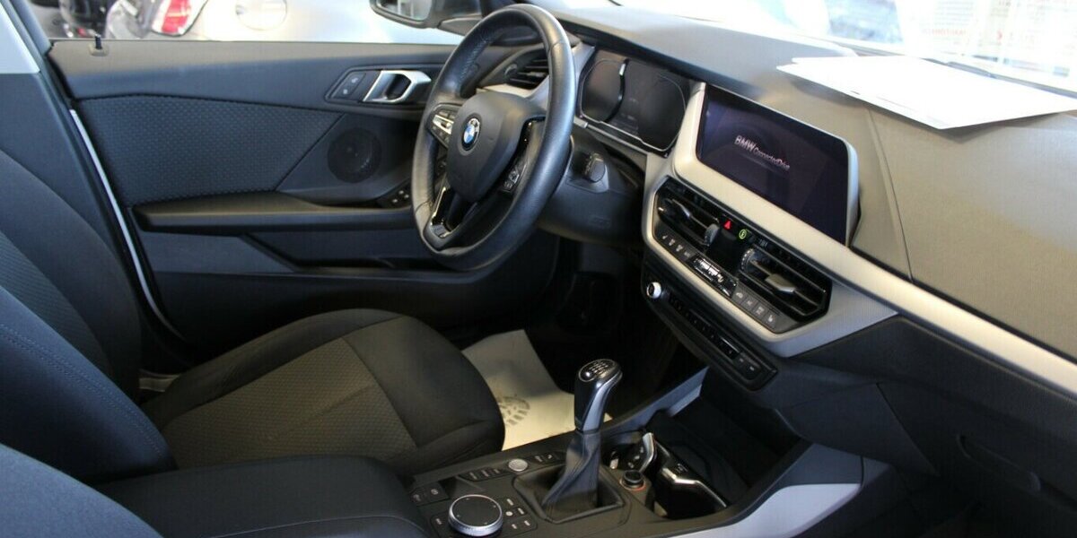BMW 118 118i Advantage 64.427 km 16.980 &euro; Euskirchen 53881