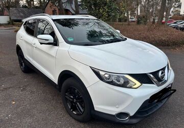Nissan Qashqai 96.800 km 11.800 &euro; Bergisch Gladbach 51427