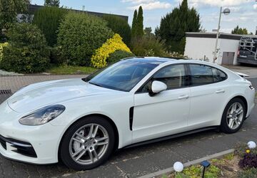 Porsche Panamera 50.000 km 5.800 &euro; Bonn 53117