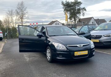 Hyundai i30 150.000 km 3.500 &euro; Bonn 53227