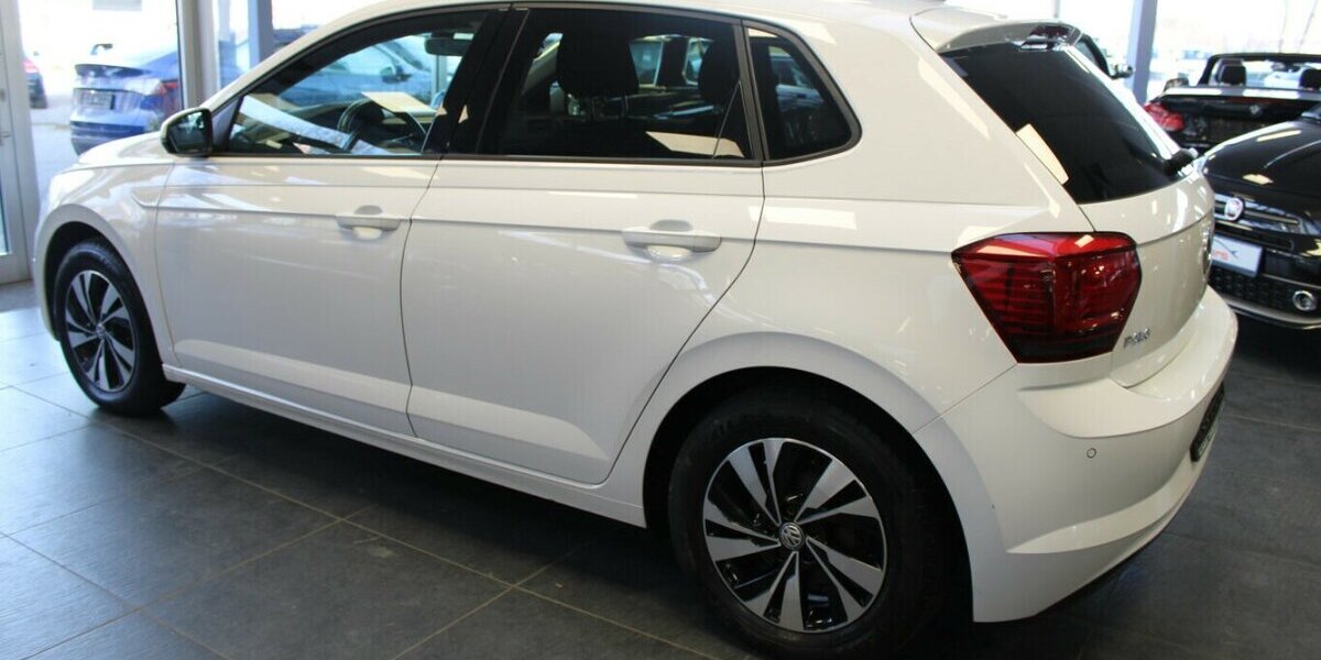 VW Polo 1.0 TSI Comfortline - 5-Türig - Navi - 132.167 km 9.980 &euro; Euskirchen 53881