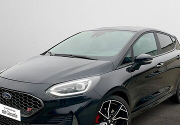 Ford Fiesta 30.058 km 24.999 &euro; Köln 50829