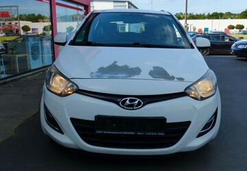 Hyundai i20 247.255 km 2.250 &euro; Eitorf 53783