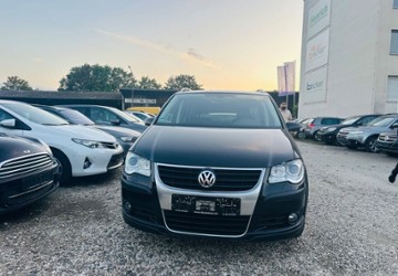 VW Touran 179.800 km 4.900 &euro; Bonn Beuel 53227