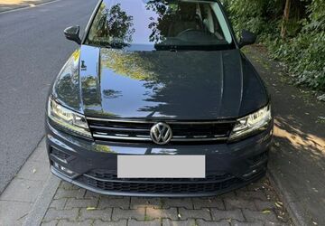VW Tiguan 46.730 km 22.900 &euro; Bonn 53175