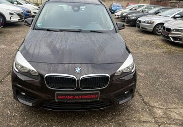 BMW 218 123.000 km 11.480 &euro; Bonn 53123