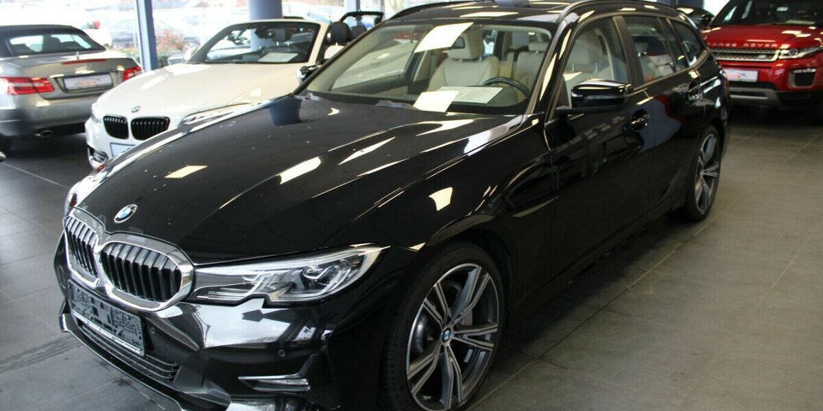 BMW 330i xDrive Touring Aut. Advantage 68.255 km 26.980 &euro; Euskirchen 53881