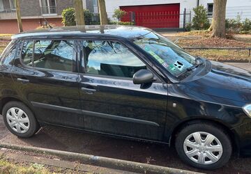 Skoda Fabia 137.000 km 3.600 &euro; Köln 50858