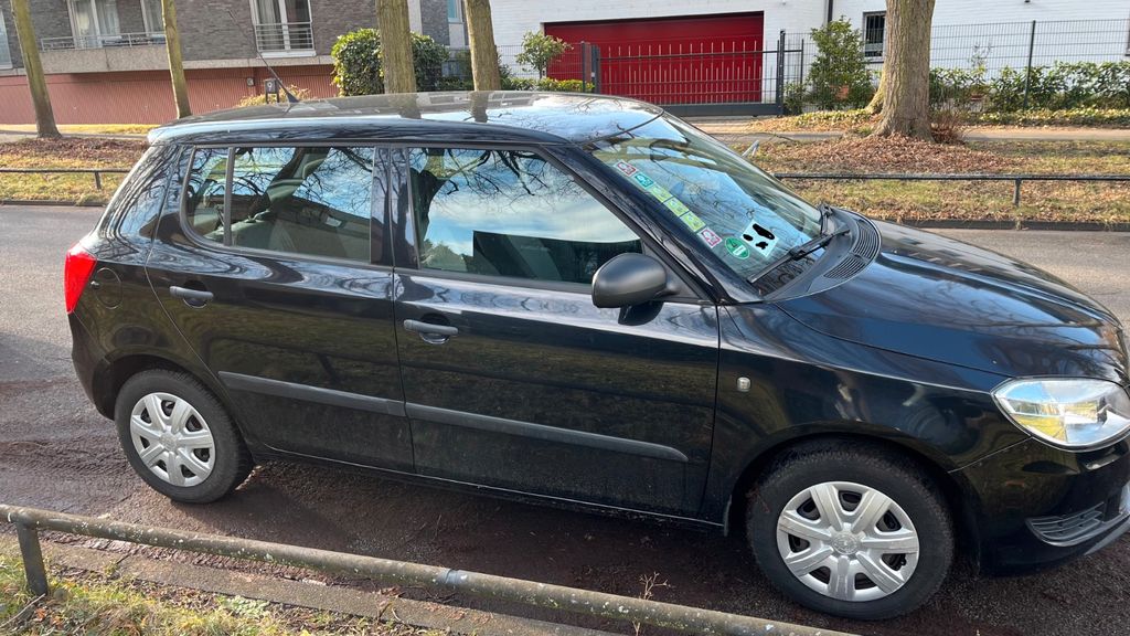 Skoda Fabia 137.000 km 3.600 &euro; Köln 50858