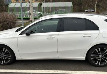 Mercedes-Benz A 180 81.000 km 20.600 &euro; Brühl 50321