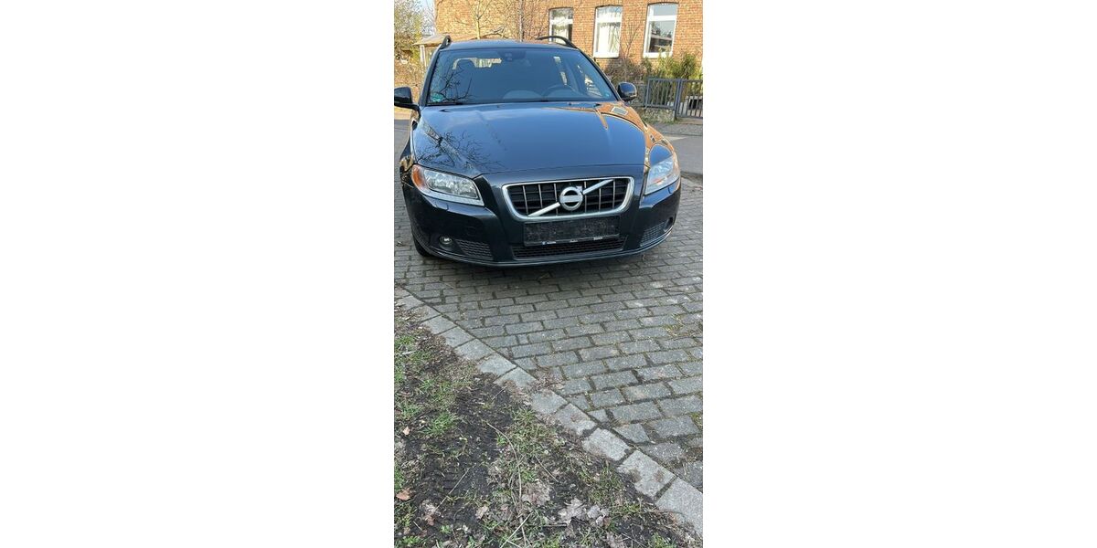 Volvo V70 198.000 km 5.950 &euro; Köln 50969