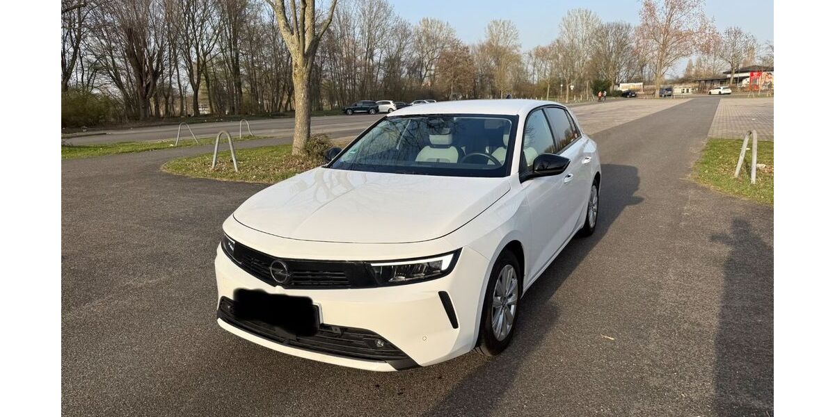 Opel Astra 19.750 km 15.700 &euro; Köln 50769