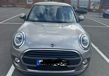 Mini ONE 131.678 km 9.499 &euro; Köln 50737