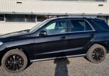 Mercedes-Benz ML 350 213.100 km 16.999 &euro; Köln 50829