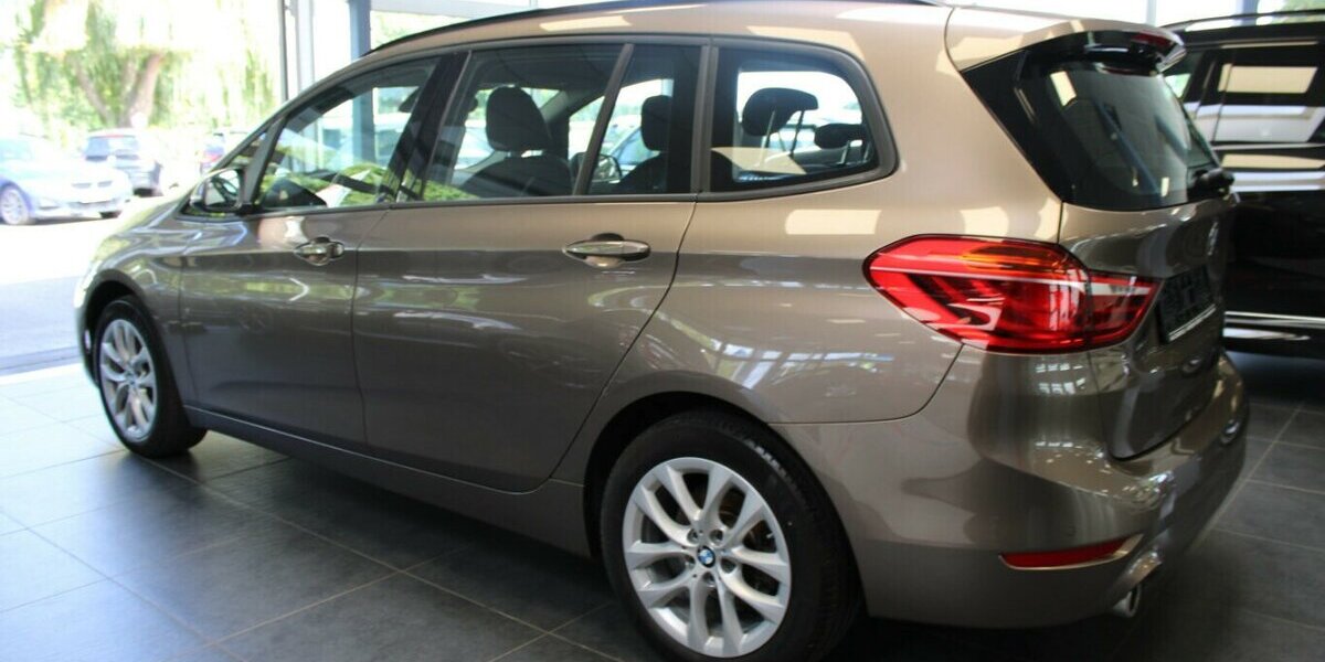 BMW 218 Gran Tourer Advantage - Navi - Kamera - 98.770 km 15.980 &euro; Euskirchen 53881