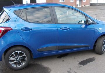 Hyundai i10 28.380 km 10.850 &euro; Köln 51145