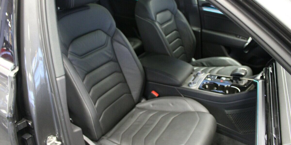 VW Touareg 3.0 V6 TDI 4Motion DPF Automatik 115.440 km 36.980 &euro; Euskirchen 53881