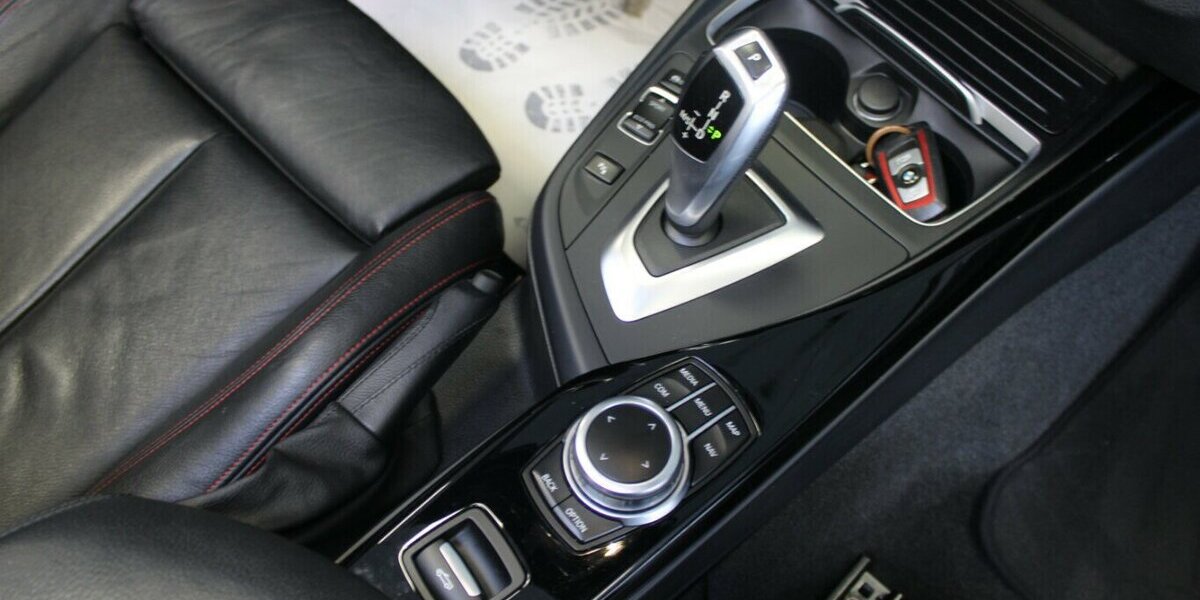 BMW 218 218i Cabrio Aut. Sport Line 76.640 km 19.980 &euro; Euskirchen 53881