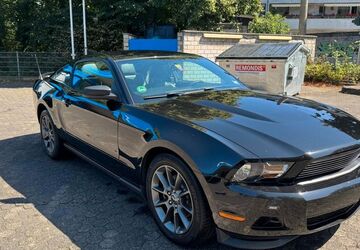 Ford Mustang 228.000 km 12.000 &euro; Köln 50737
